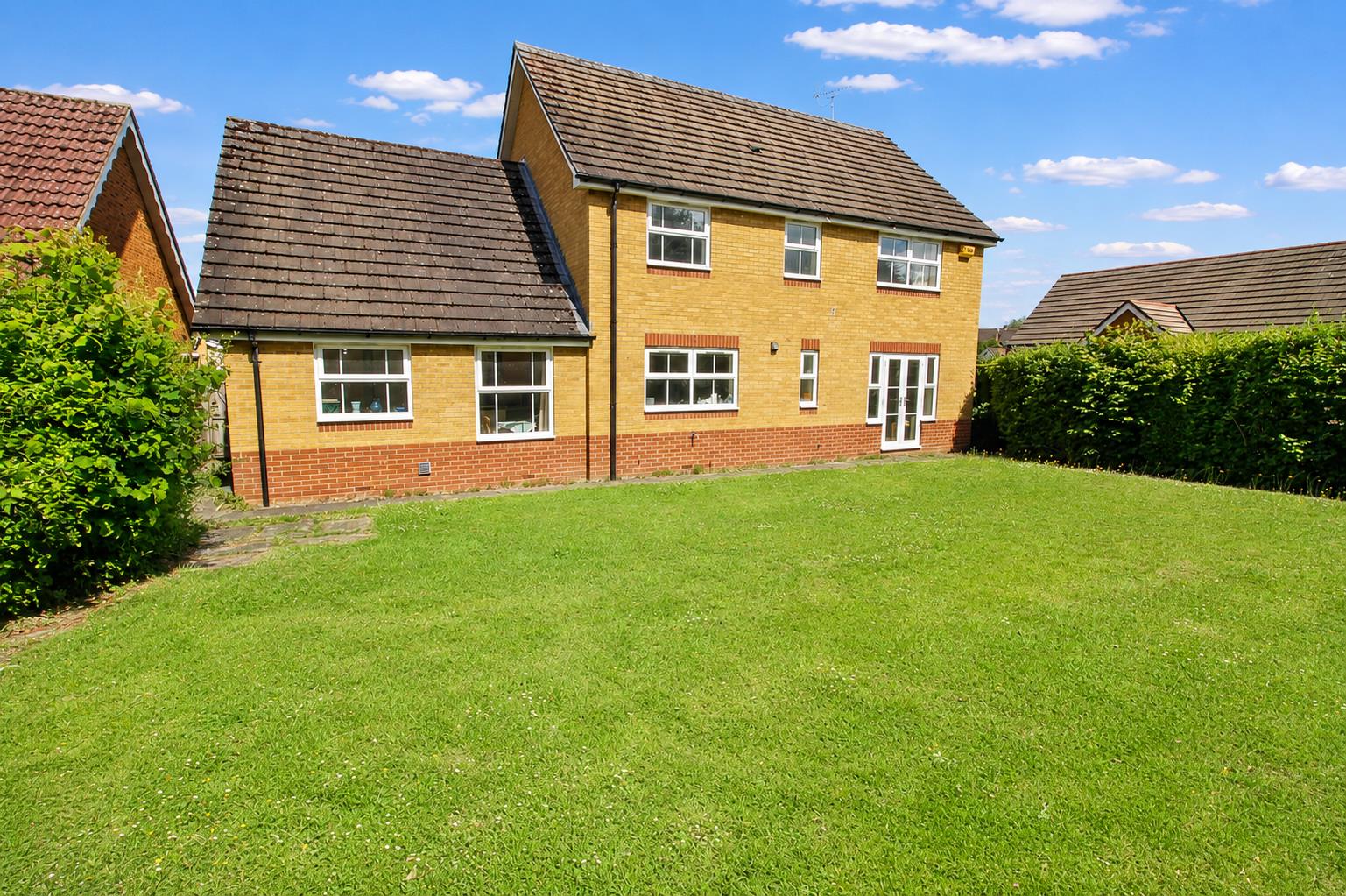 Meadowside, Tilehurst, Reading